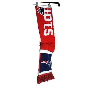 Stay Warm in Style with Foco Forever Collectibles NFL Patriots Scarf